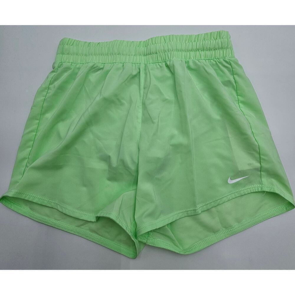 Nike One Girl's Size M Loose Fit Green Shorts